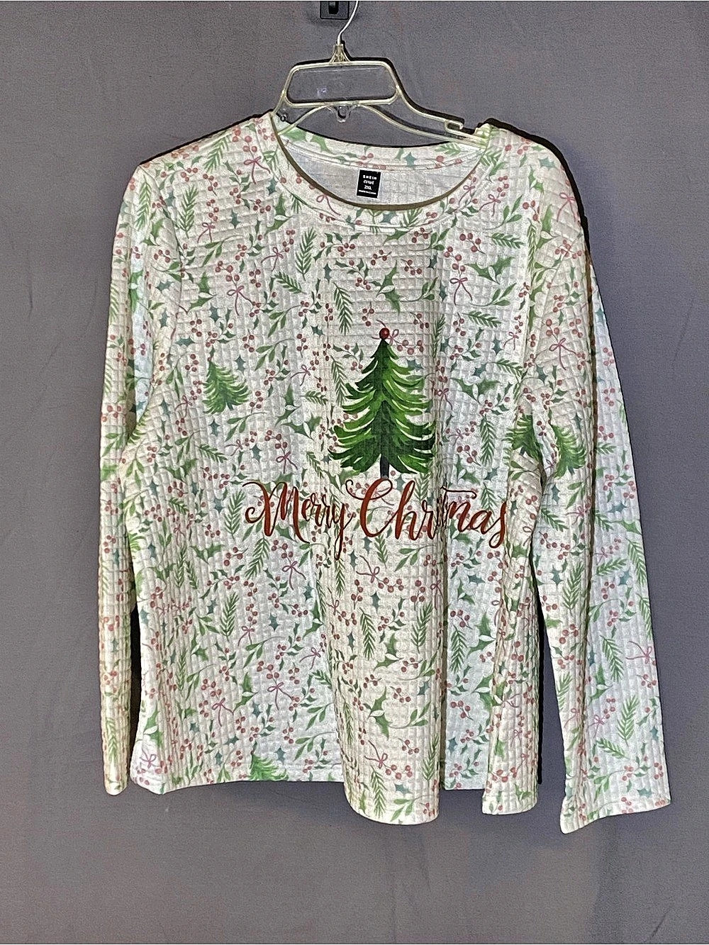 SHEIN Christmas Tree & Holly Berry Print Thermal Waffle Knit sweatshirt White &